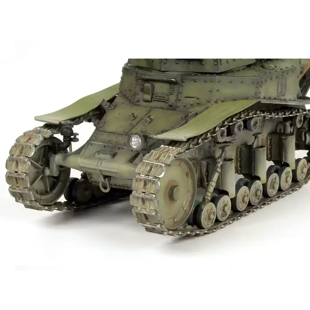 طقم نموذج بلاستيكي أصلي من زفي - مراجعة Model Kit Zvezda وسعره