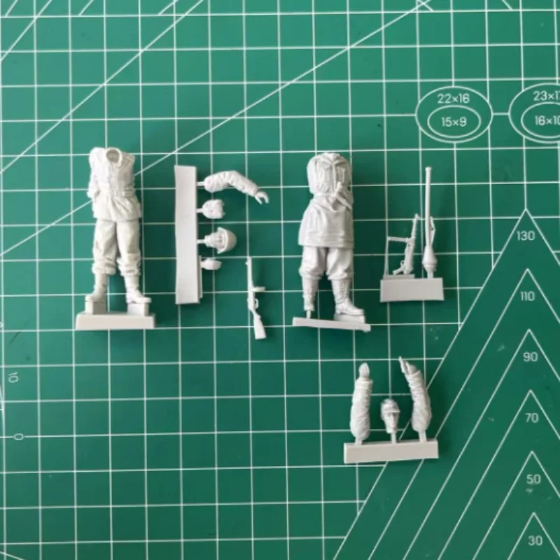1/35 مقياس الراتنج الشكل التجم - مراجعة Model Kit Perfect Grade وسعره