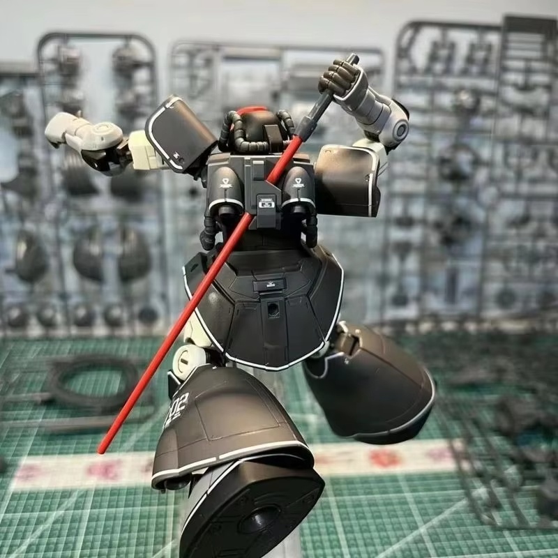نموذج تجميع تجريبي لـ ريك دوم  - مراجعة Model Kit Gundam Barbatos وسعره