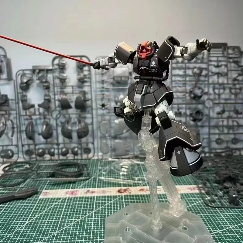 نموذج تجميع تجريبي لـ ريك دوم  - مراجعة Model Kit Gundam Barbatos وسعره